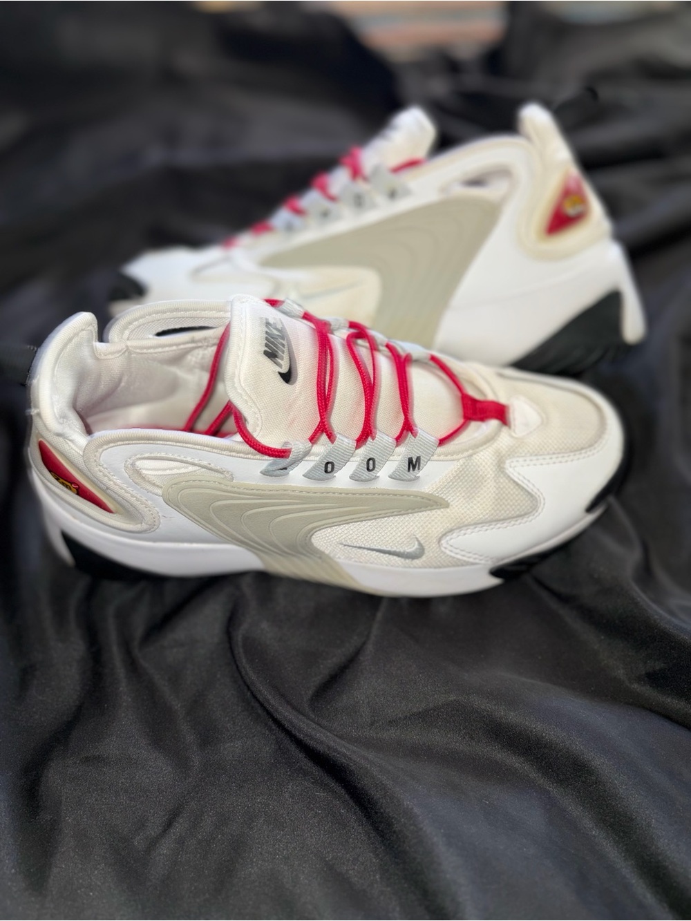 Nike Women's Zoom 2k White & Red Chunky Retro Sneakers EUC 6